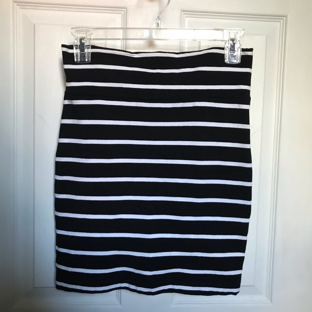 Forever 21 Black and White Striped Skirt